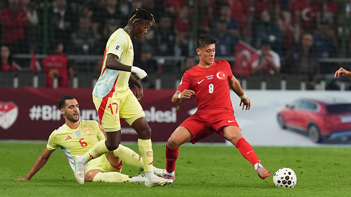 Bu, ülkenin futbol geleneğinin ve uluslararası arenadaki sürekli varlığının altını çizen dev bir istikrar göstergesidir.<br><br><br>