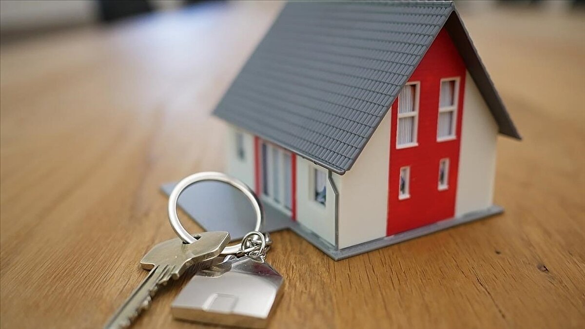 KADIKÖY FİYATA RAĞMEN LİSTEDE<br><br>Metrekare fiyatı 141 bin TL ile İstanbul’un en pahalı ilçesi olan Kadıköy, yüksek yaşam kalitesi, merkezi konumu ve değer artış potansiyeliyle ilk 10’da yer almayı başardı.