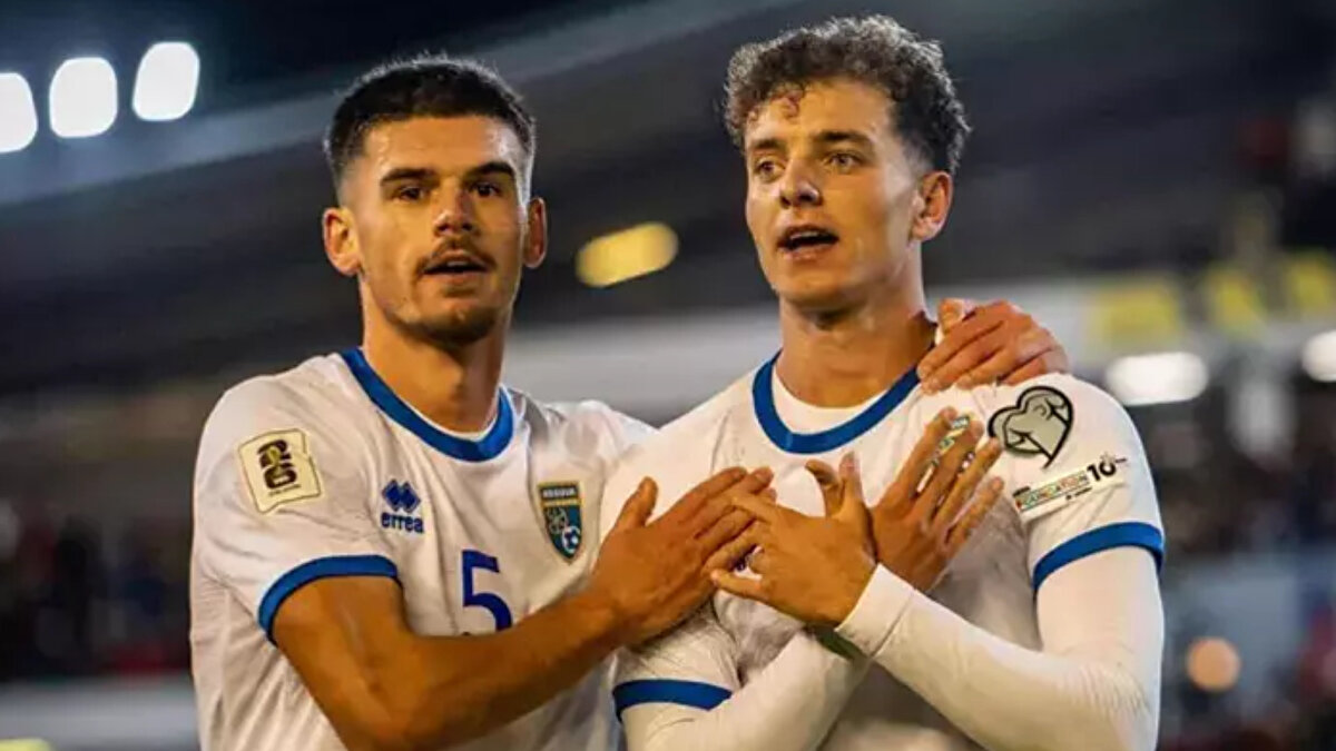 MÜCADELELER NE ZAMAN?<br><br>Tek maç eleme usulüne göre oynanacak play-off etabında, yarı final ve final maçlarını kazanan 4 takım, 2026 Dünya Kupası'na gitmeye hak kazanacak.<br><br>Play-off etabında, yarı finaller 26 Mart, finaller ise 31 Mart'ta oynanacak.