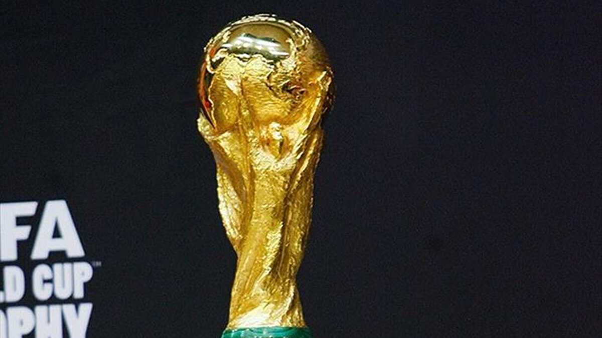 Son 4 bilet için ise 12 grup ikincisi ile UEFA Uluslar Ligi'nden gelecek 4 takımın katılımıyla toplam 16 takım mücadele edecek. Play-off maçları 2026'nın mart ayında oynanacak.