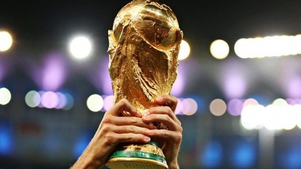 COPILOT'A SORDUK<br><br>“Genel olasılık:<br>* Romanya’yı geçme ihtimali ≈ %55<br>* Finalde kazanma ihtimali (ortalama) ≈ %55<br>* Toplam Dünya Kupası’na katılma olasılığı ≈ %30–35 (temkinli), iyimser senaryoda %45–50.<br><br>Türkiye’nin Dünya Kupası’na katılma şansı orta seviyede. Romanya maçını geçerse, finalde favori olacak. Ancak tek maçlı eleme sistemi nedeniyle kesinlik yok.”