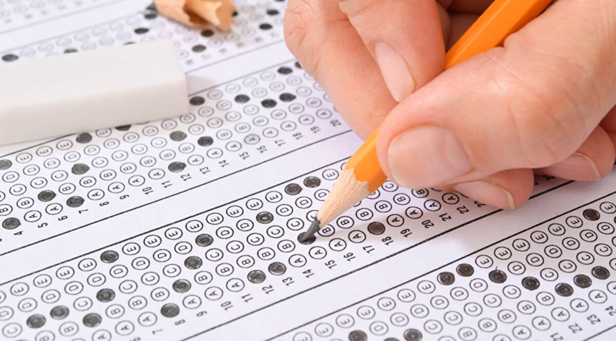 ÖSYM Başkanı Prof. Dr. Bayram Ali Ersoy yaptığı açıklamada ALES’in hem bireysel kariyer hem de ülkenin akademik kapasitesi açısından kritik bir sınav olduğunu vurgulayarak tüm adaylara başarılar diledi.