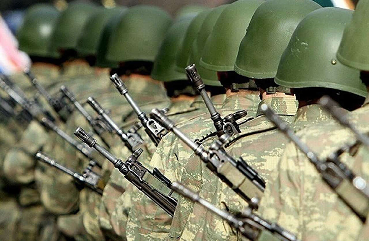 Bedelli Askerlik Ücreti Nereye ve Nasıl Yatırılır?<br><br>Bedelli askerlik başvuruları askerlik şubelerinden yapılabileceği gibi e-Devlet üzerinden de kolaylıkla gerçekleştirilebiliyor. Başvuru şartlarını taşıyan yükümlüler, ödemelerini T.C. Kimlik Numarası beyan ederek aşağıdaki bankalara yapabilirler: