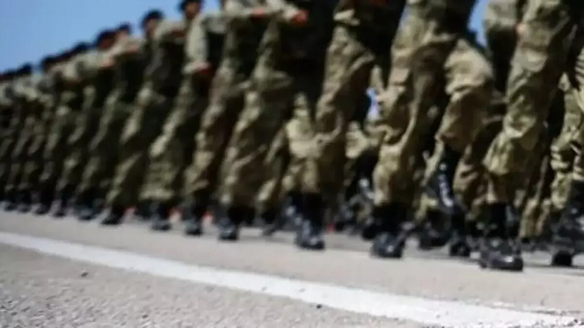 7179 sayılı Askeralma Kanunu ve ilgili yönetmelik gereğince; bedelli askerlik hizmeti için belirlenen tutarlar peşin olarak ödenmektedir. Devlet tarafından herhangi bir taksitlendirme yapılmamaktadır. Adayların başvuru sürecinde belirlenen tutarın tamamını tek seferde yatırmaları gerekmektedir.