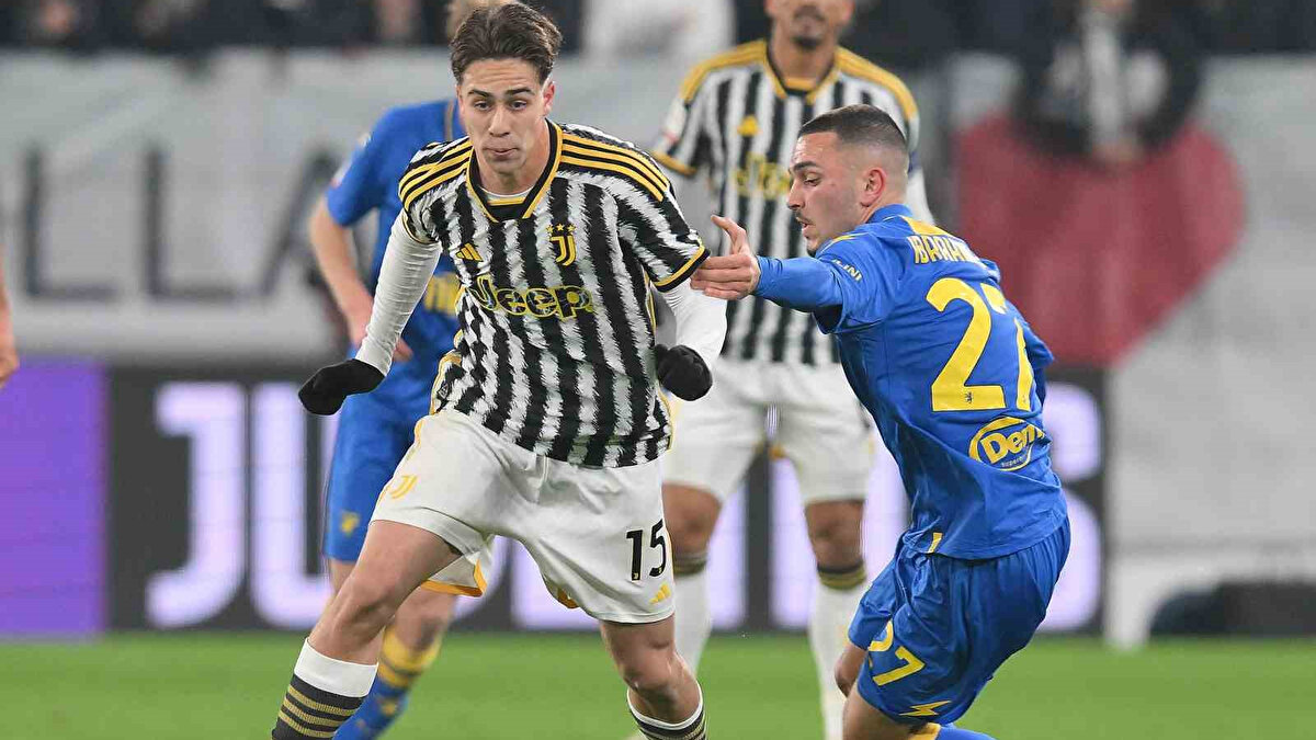 İddiaya göre; R. Madrid’in teknik direktörü Xabi Alonso, Kenan Yıldız’ın oyunundan çok etkileniyor ve oyuncuyu kadrosuna katmayı hedefliyor.