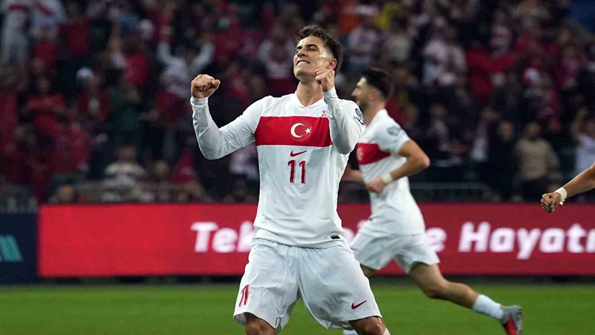 JUVENTUS 100 MİLYON EURO ALTINA İNMEYECEK<br><br>Juventus cephesiyse Kenan Yıldız için 100 milyon euronun altındaki teklifleri değerlendirme niyetinde değil.