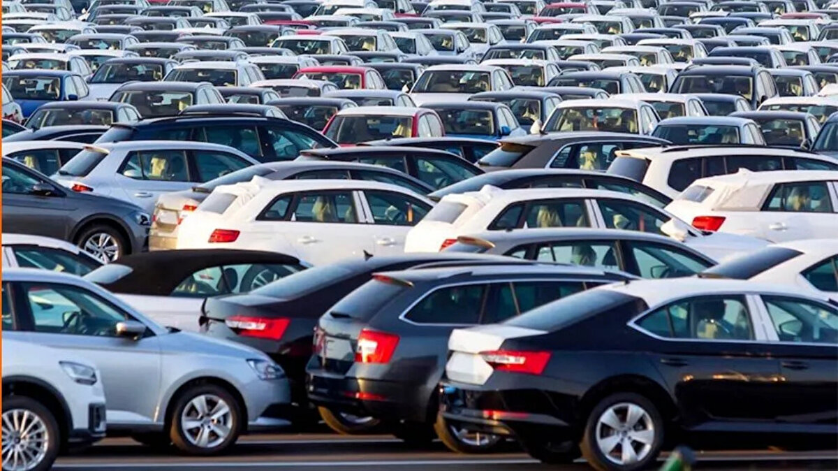 Türkiye’de sorunsuzluklarıyla bilinen Japon otomobilleri yeni vergi artışından doğrudan etkilenecek.<br>Honda’nın Civic, Jazz, CR-V, HR-V dahil neredeyse tüm modellerinde fiyat artışı bekleniyor.