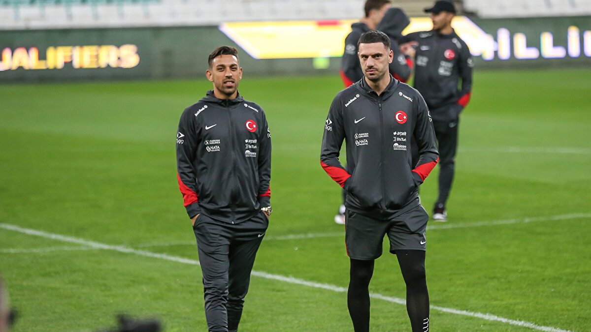 Karara göre yıldız oyuncu ya takıma yeniden dahil edilecek ya da devre arası transfer döneminde takımdan ayrılacak. Gündeme gelen iddilara göre oyuncunun affedileceği ve takıma geri döneceği yönünde. 