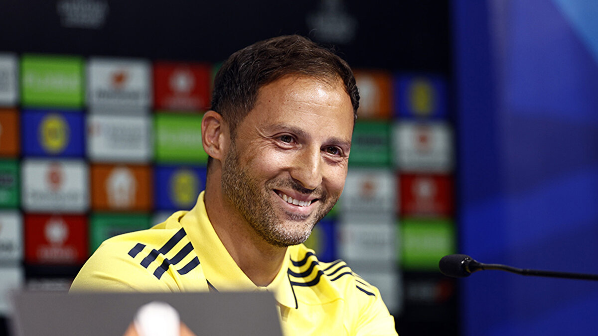 DERBİDEN SONRA BIRAKILMA SEBEBİ <br><br>Fenerbahçe teknik direktörü Domenico Tedesco’nun yoğun fikstür nedeniyle konsantrasyonu tamamen maçlara yönlendirmek istediği ve ekibe bu süreçte ek gündem yaratmamak adına kararın derbi sonrasına bırakıldığı öğrenildi.<br>