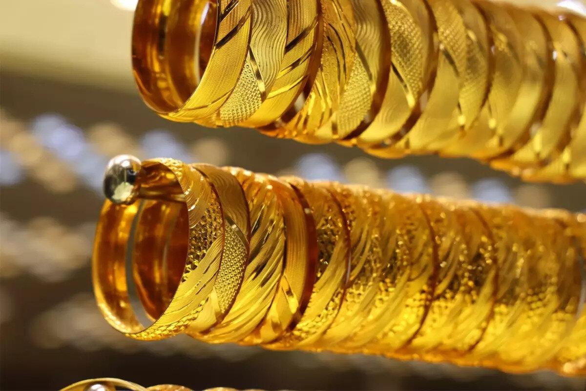 Haftalık yatırım performanslarına bakıldığında, Borsa İstanbul’daki hisse senetleri diğer tüm yatırım araçlarını geride bıraktı. Borsa İstanbul’da işlem gören hisseler ortalama %3,38 değer kazandı ve haftanın en çok getiri sağlayan aracı oldu. Aynı dönemde gram altın %0,89, dolar/TL ise %0,26 yükseldi. Euro ise %0,74 değer kaybederek haftanın kaybedenleri arasına girdi.