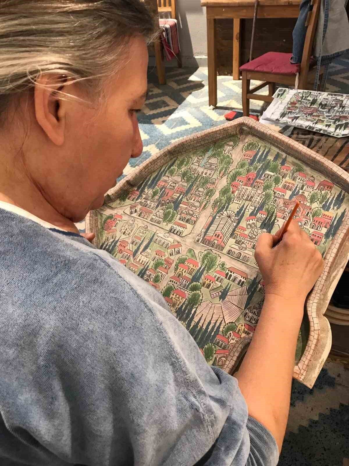 Hazırlanan minyatür, sadece bir hediye olmanın ötesinde, İznik’in binlerce yıllık tarihini ve kültürel kimliğini temsil eden sembolik bir eser olarak değerlendiriliyor. Yerel yöneticiler, bu ziyaretin turizme ve kentin uluslararası tanıtımına büyük katkı sağlayacağı görüşünde birleşiyor.