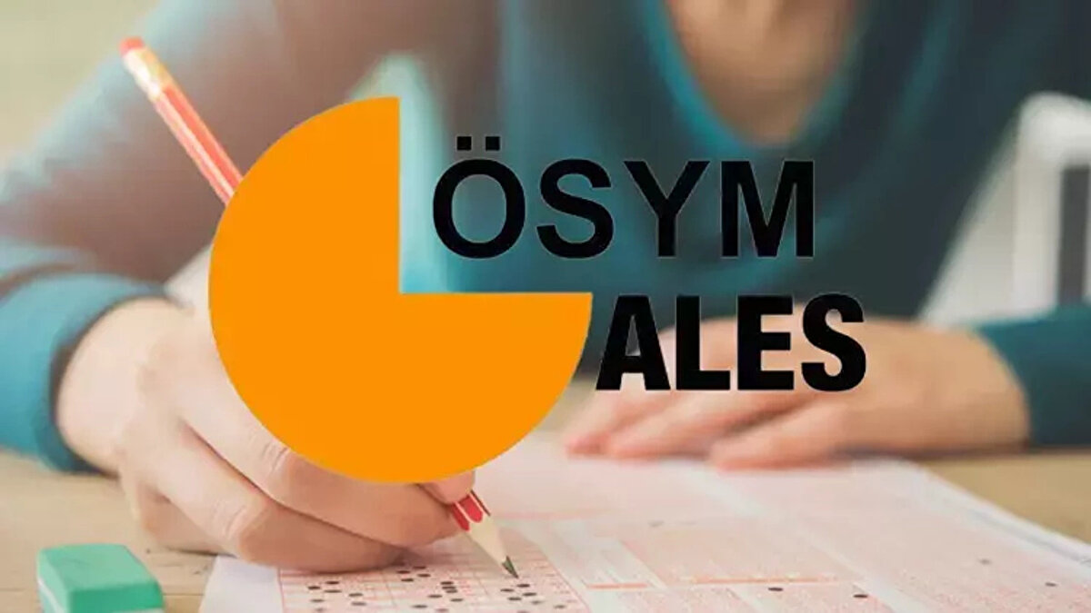 ALES SINAV GİRİŞ BELGESİ YAYINLANDI MI?<br><br>Evet. ÖSYM, 13 Kasım 2025 saat 14.00 itibarıyla ALES/3 sınav giriş belgelerini erişime açtı.<br>Adaylar, sınav yeri bilgilerini ÖSYM AİS (ais.osym.gov.tr) üzerinden T.C. kimlik numarası ve şifreleriyle sorgulayabiliyor.