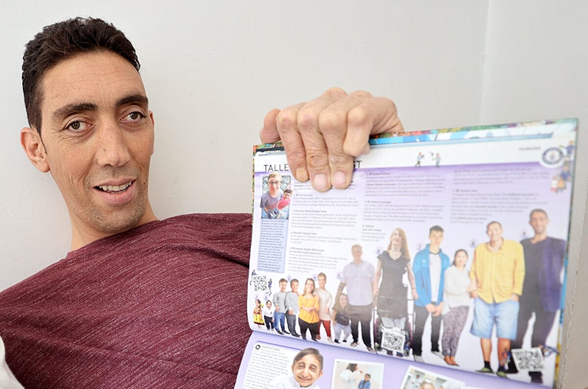 El ve ayak ölçüleriyle de Guinness Rekorlar Kitabı’na 2009’da adını yazdıran Kösen, 16 yıldır rekorunu kimseye kaptırmadı. Bugüne kadar 136 ülkede Türkiye’yi temsil eden Kösen, 25 Kasım’da Londra’da başlayacak çekimlerde bir hafta boyunca yaşam serüvenini anlatacak.