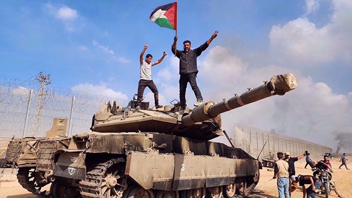 İsrail, 7 Ekim’de Hamas tarafından gerçekleştirilen Aksa Tufanı saldırısının ardından çok sayıda üst düzey komutanı görevden aldı. Turgeman Komisyonu raporu, saldırının sistemsel hatalardan kaynaklandığını ortaya koydu.