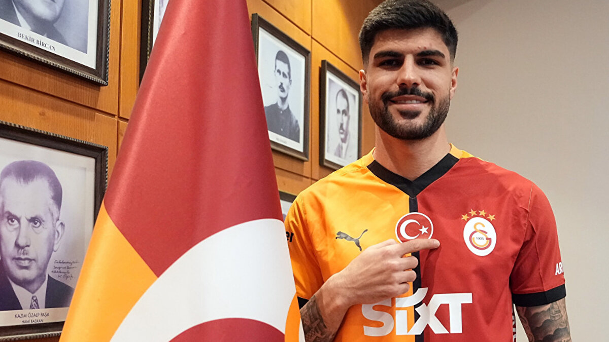 UEFA, Galatasaray’ın sol beki Eren Elmalı hakkında önemli bir kararını kulübe iletti.