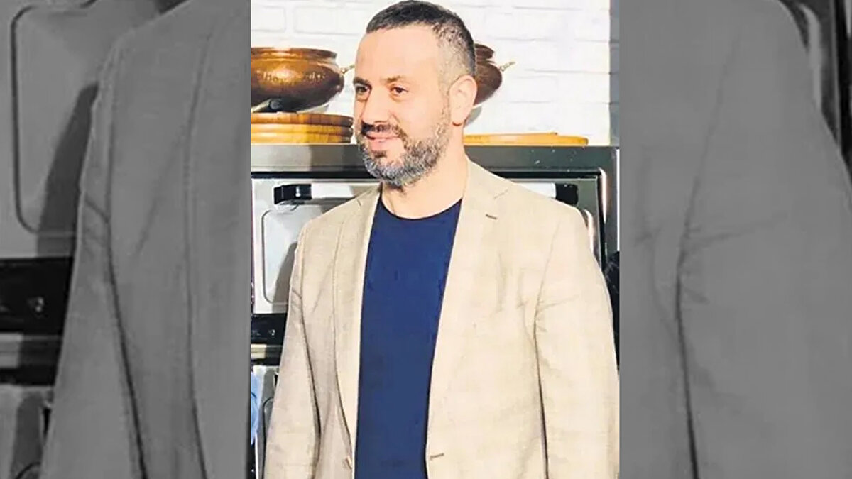 İŞ İNSANI CÜNEYT SEMİRLİ'DEN OLAY ŞİKE İTİRAFI<br><br>İstanbul SABAH'ın haberine göre; Cumhuriyet Başsavcılığı’na yapılan başvuru, iş insanı Cüneyt Semirli adına avukatı Emre Sırac Pamuk tarafından sunuldu. Semirli, söz konusu maça bahis oynadığını kabul edip şike yapıldığını öne sürerek etkin pişmanlıktan yararlanmak istediğini belirtti. Şikayet dilekçesinde görüşmelerin, aracılık eden kişiler üzerinden gerçekleştirildiği ifade edildi.<br>