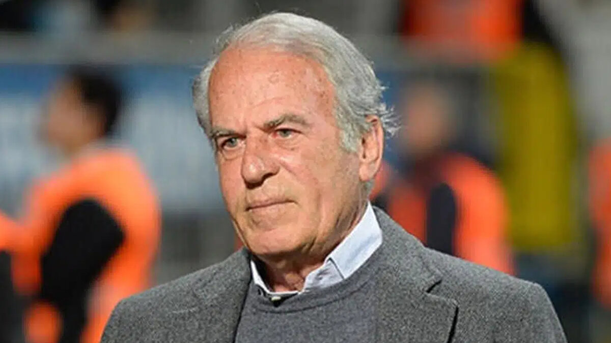 “Arda atıldı 10 kişi kaldı. Esasında Galatasaray zaten 8-9 kişiyle oynuyordu. Sane, Icardi, İlkay oyunda yoktu. İlkay'ı ilk defa bu kadar etkisiz gördüm."