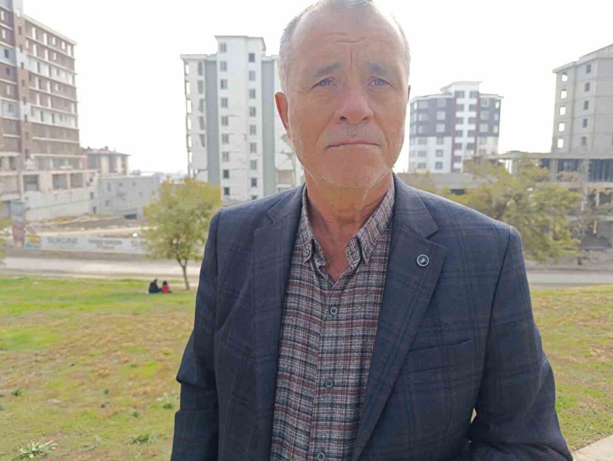 Mahkeme süreçleri tamamlandı<br>Bazı binaların yıkımı, sahiplerinin mahkemeye başvurması nedeniyle bir süre ertelenmişti. Ancak dava süreçlerinin sonuçlanmasının ardından söz konusu binaların yıkımına geçildi. Kalan sınırlı sayıdaki yapı, ihale ve teknik işlemler tamamlandıkça yıkılmaya devam edecek.