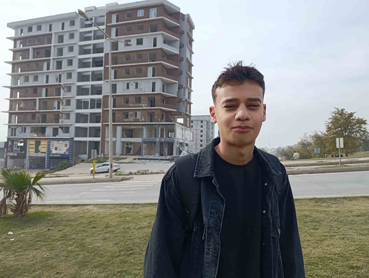 Dönüşüm ve yeniden imar süreci<br>Yıkımların tamamlanmasının ardından rezerv alanlar ve dönüşüm bölgelerinde uygulamaya konacak yeni imar planları hız kazanacak. Belediye yetkilileri, çalışmaların hem güvenli hem de modern şehirleşme hedefi doğrultusunda sürdürüldüğünü açıkladı.