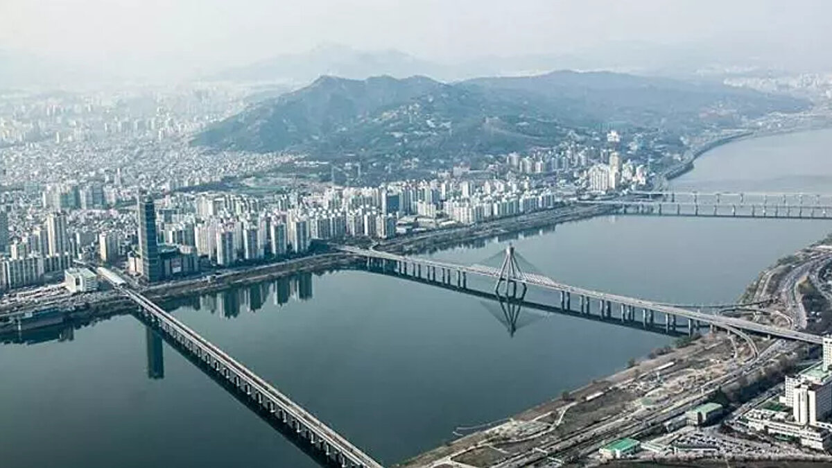 10- SEUL: (GÜNEY KORE)<br><br>2025 nüfusu 22 milyon 490 bin