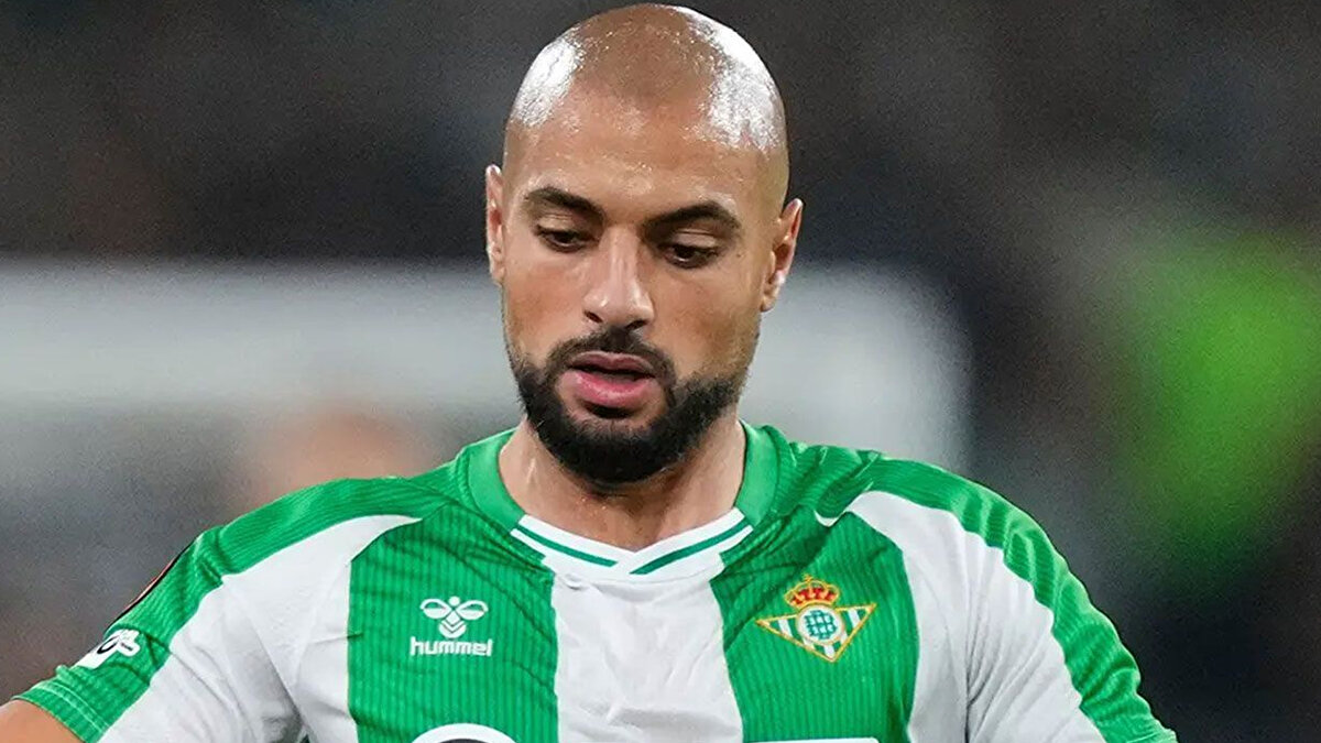 İspanyol basınında yer alan haberlere göre, Real Betis yönetimi Faslı oyuncunun bonservisi için Fenerbahçe ile görüşmelere başlayacak.