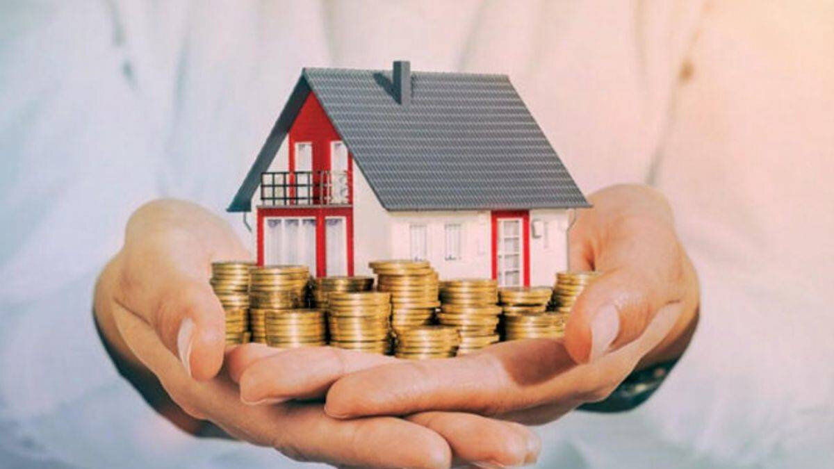 Gayrimenkul sahiplerinin her yıl ödemekle yükümlü olduğu emlak vergisi taksitlerinde sona gelindi. Belediye veznelerinde oluşabilecek yoğunluğa girmek istemeyen vatandaşlar için dijital ödeme kanalları büyük kolaylık sağlıyor. Uzmanlar, yüzde 3,7 oranındaki gecikme zammıyla karşılaşmamak için işlemlerin son güne bırakılmaması konusunda uyarıyor.