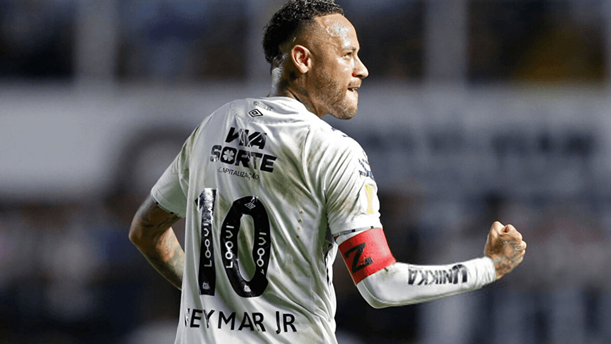 Neymar'ın Santos ile olan sözleşmesi de 31 Aralık 2025'te sona ereceği için, geleceği ve futbol kariyerine nasıl devam edeceği merak konusu olmuştur.<br>