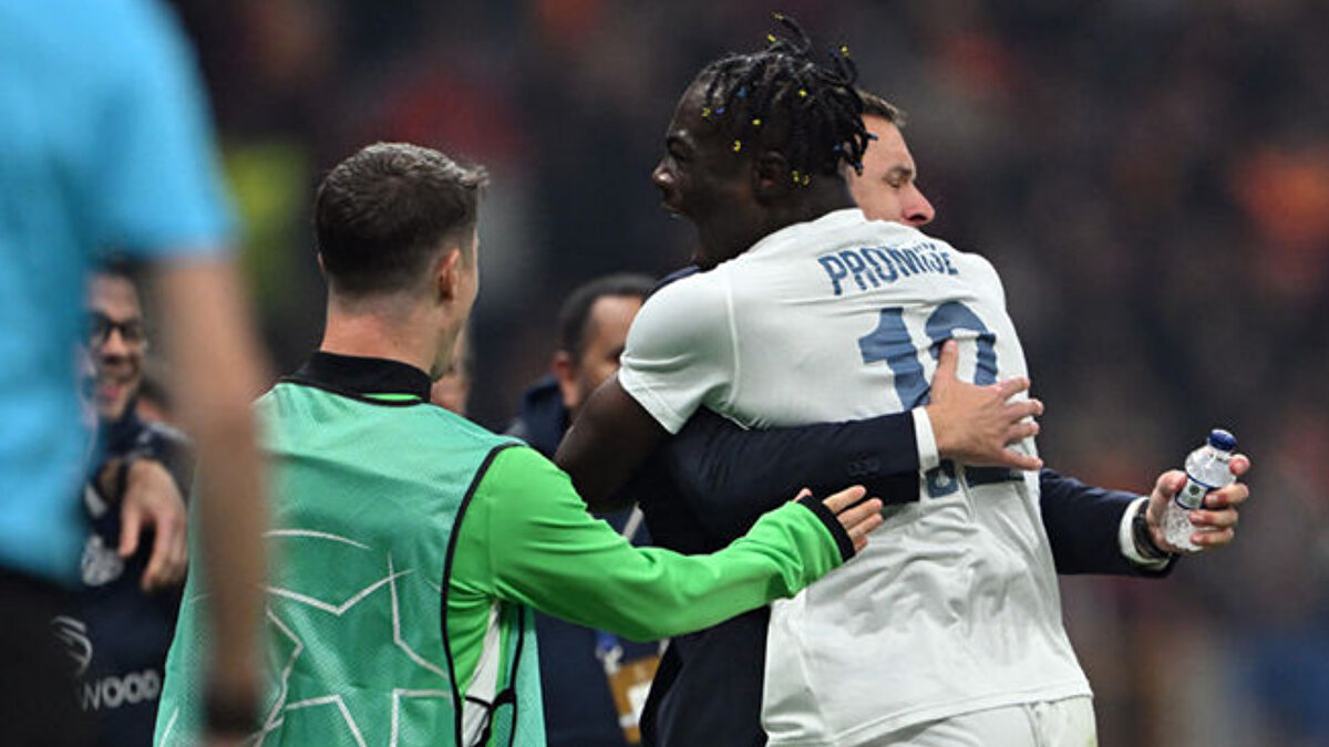 Şampiyonlar Ligi'nin 5. haftasında Galatasaray, sahasında Union Saint-Gilloise'ya 1-0 mağlup oldu.