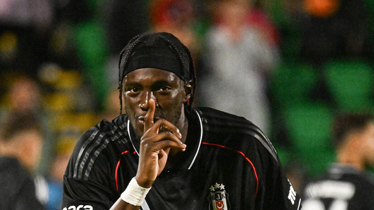 Ancak İngiliz golcü sezon başından bu yana Beşiktaş'ın beklentisinin çok altında kaldı. Kaçırdığı gollerle gündeme gelen santrforla ilgili Beşiktaş'ın şaşırtan bir karar almaya hazırlandığı aktarıldı.