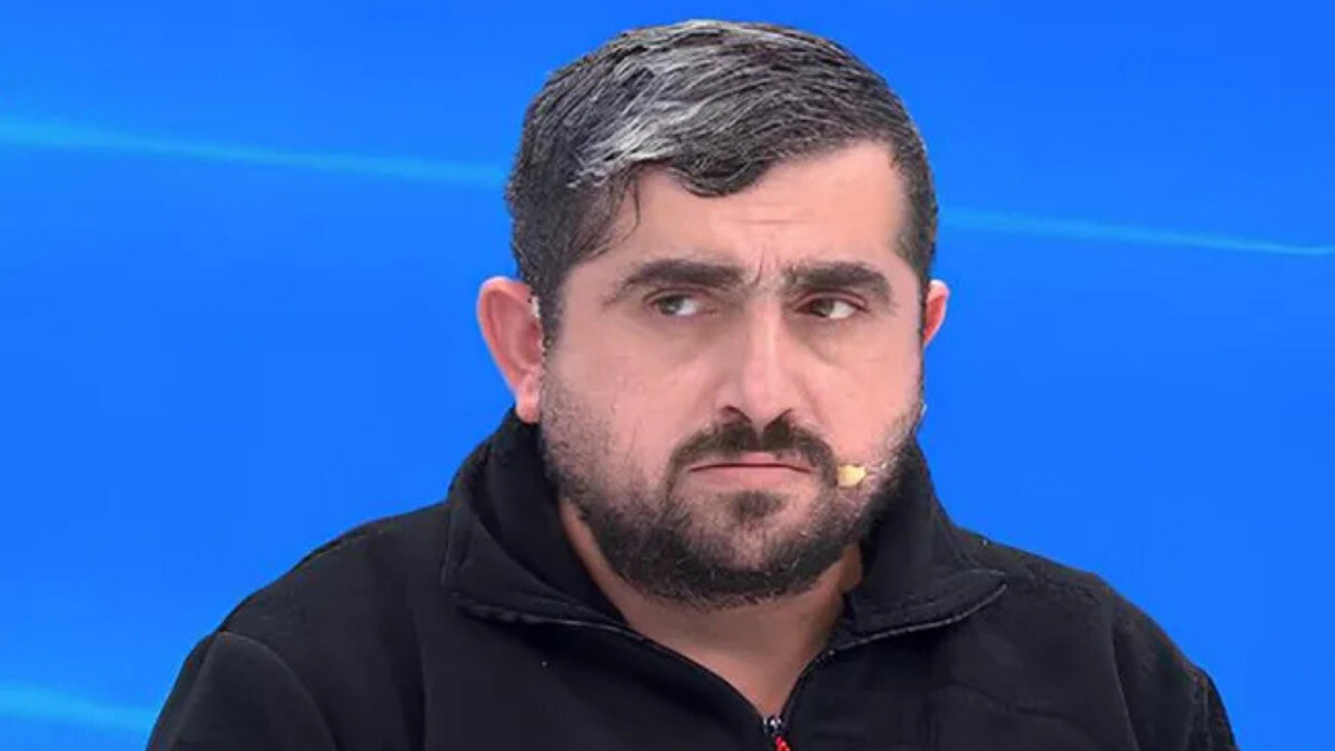 Kayıp gününe dair ifadeler şüpheleri artırıyor<br>Olay, bir süre sonra televizyon programlarına da konu oldu. Huriye Helvacı’nın kaybolduğu gün buluşmak için sözleştiği eski enişte Mustafa Uzun’un telefon kayıtlarını silmesi ve numarasını değiştirmesi soruşturmanın odağına alınmasına yol açtı. Uzun’un, kayıp gününde yanında bir kadınla birlikte olduğu ve Huriye ile Osman’ı da gördüğüne dair iddialar gündeme geldi.