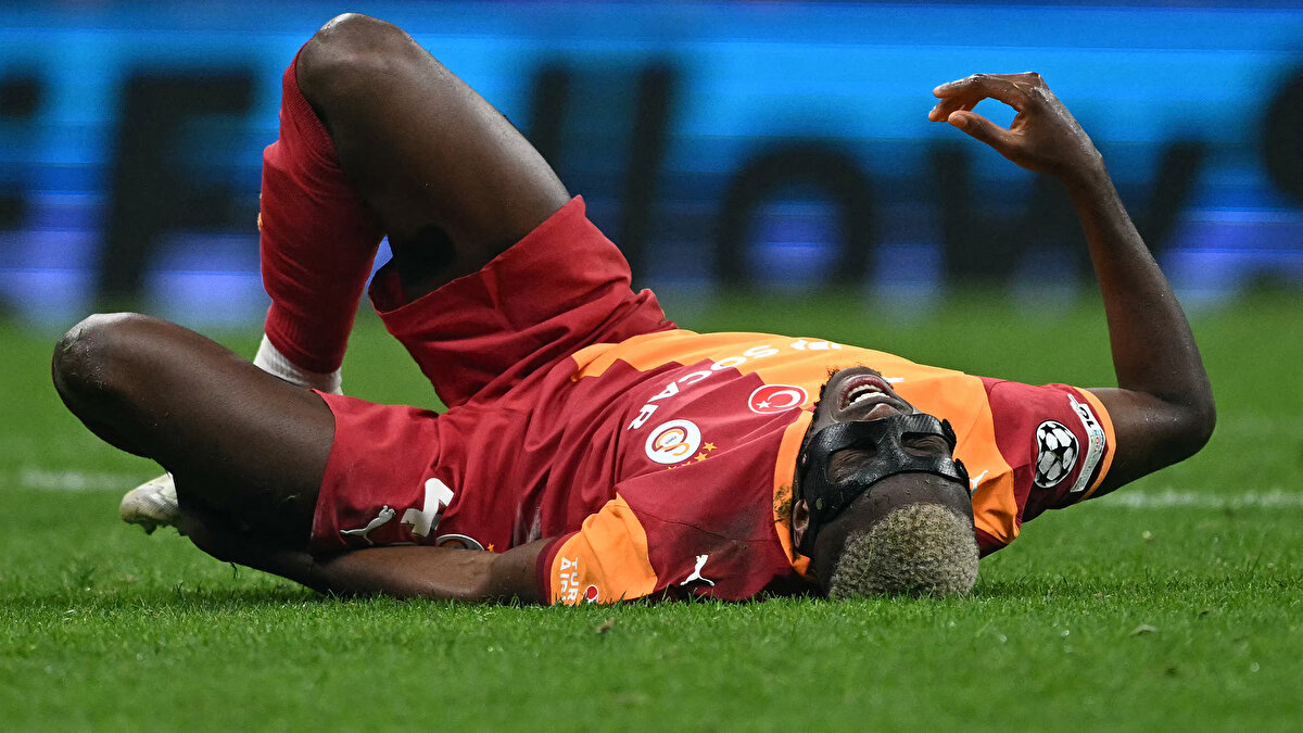 OSIMHEN DERBİDE OYNAYACAK MI?<br><br>Tüm Galatasaray taraftarının aklında tek soru var: Osimhen derbide oynayacak mı? Osimhen, Nijerya- D. Kongo Cumhuriyeti maçında sakatlık yaşamış ve formasından uzak kalmıştı.