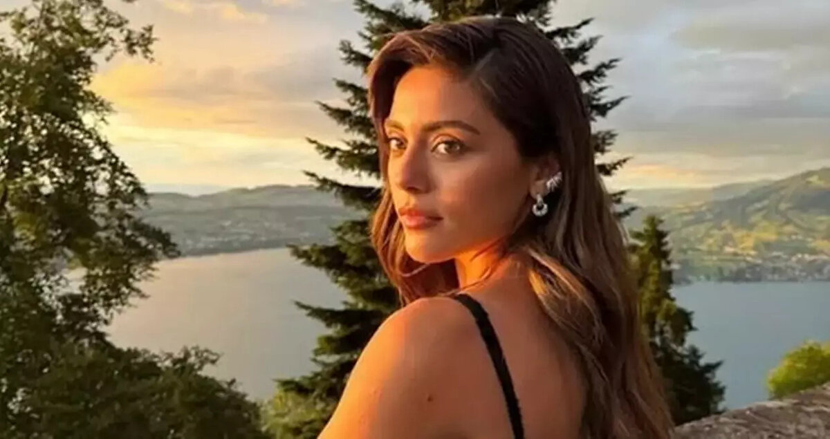 Dizinin yönetmeni daha önce Türkoğlu ile çalışmıştı<br>“Doc”un yönetmen koltuğunda, Kızılcık Şerbeti dizisinde Sıla Türkoğlu ile birlikte çalışan Ketche (Mustafa Uğur Yağcıoğlu) bulunuyor. Bu durum, Türkoğlu’nun teklife sıcak bakabileceği yorumlarını da beraberinde getirdi.