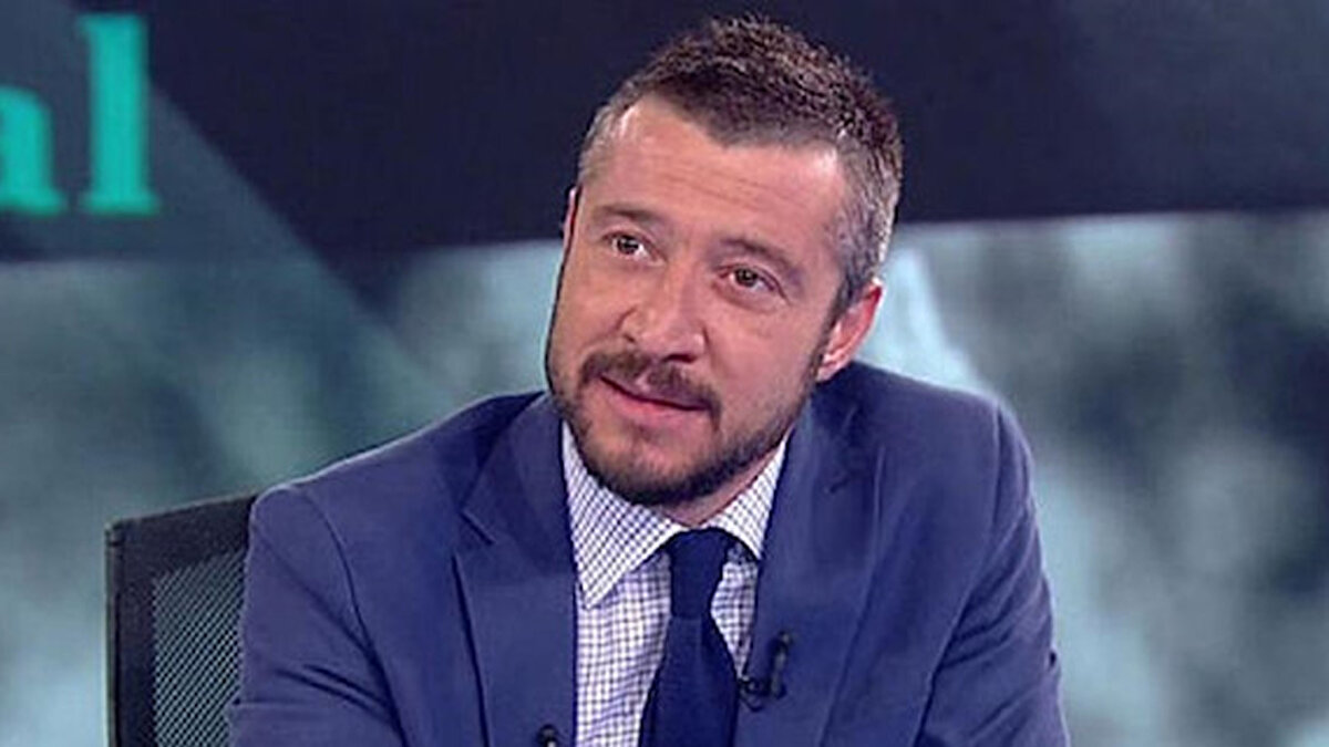 Müsabakanın ardından yorumcu Tümer Metin, Tedesco ve sarı lacivertli futbolcular hakkında AsistAnaliz YouTube kanalında değerlendirmelerde bulundu. İşte o sözler: