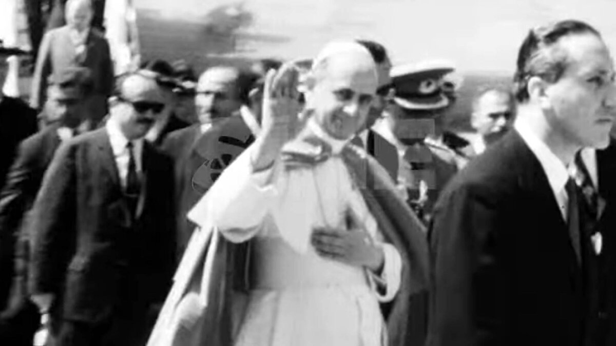 Kültür ve Turizm Bakanlığı Sinema Genel Müdürlüğü, Papa 14. Leo’nun Türkiye’ye gelmesinin ardından 1967’de Türkiye’yi ziyaret eden Papa 6’ncı Paul’a ait görüntüleri paylaştı.