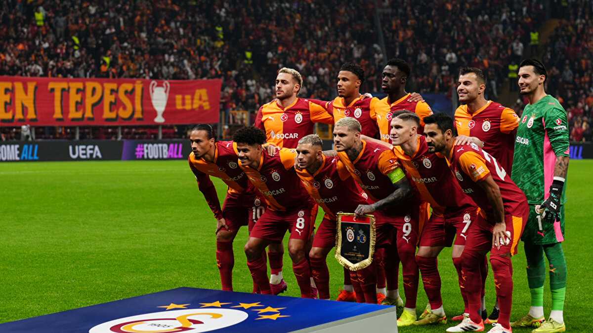 5 maçın sonunda 9 puan toplayan sarı-kırmızılı takım 3 kritik maça çıkacak. 5. haftanın ardından Şampiyonlar Ligi'nde gol krallığı listesi de kızıştı. İşte en az 4 gol atan oyuncular... 