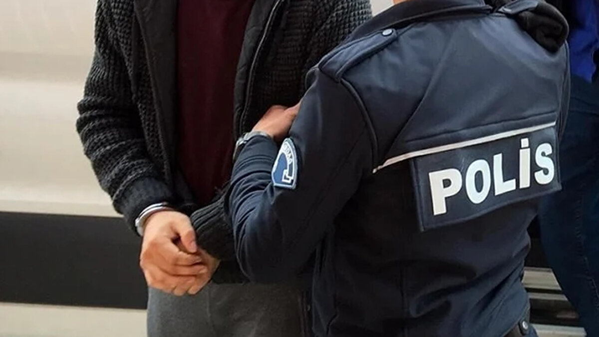 Savcılıkta ifadeleri alınan 19 şüpheli tutuklanmaları talebiyle sulh ceza hakimliğine sevk edildi. Savcılık, 8 şüpheli hakkında ise adli kontrol kararı uygulanmasını istedi.