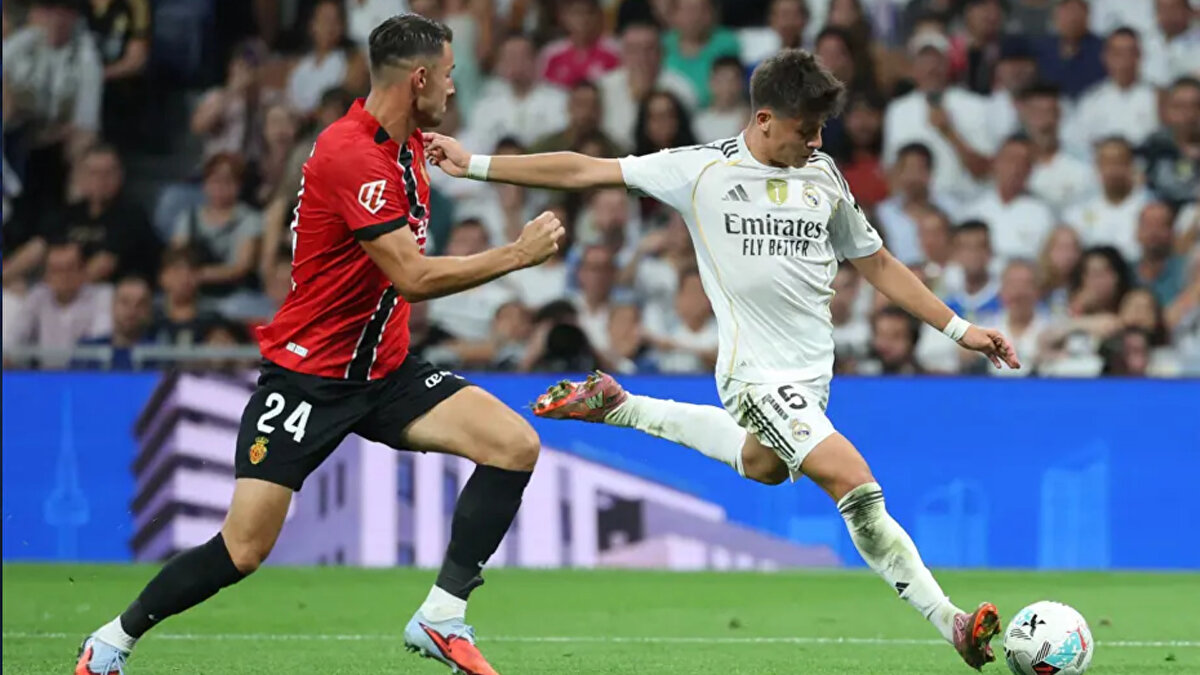 Arda Güler ise Instagram hesabından Yiğit Efe Demir hakkında bir paylaşım yaptı. Paylaşım kısa süre içinde sosyal medyada gündem oldu.