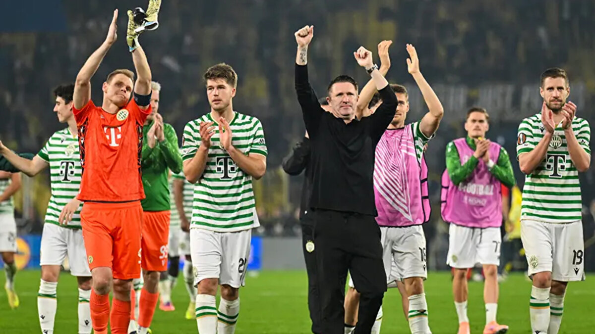 Magyarhirlap: Ferencvaros'un İstanbul'daki muhteşem beraberliği. Sıkı mücadele eden ve taktiksel futbol oynayan Ferencvaros, İstanbul'da haklı olarak bir puanı aldı.<br><br>