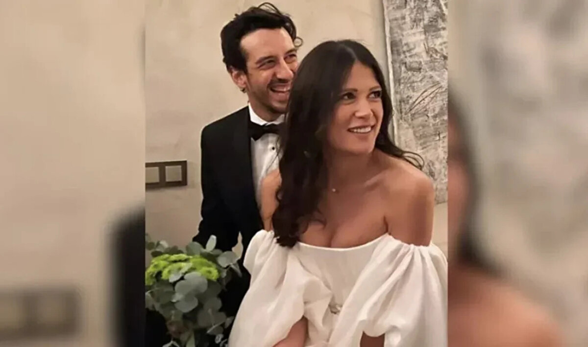 Köy yaşamı ve tasavvuf ilgisi dikkat çekti<br><br>Tasavvuf ve geleneksel müzik üzerine yoğunlaşan Boyner, paylaşımlarında def çaldığı ve ilahi söylediği anlara yer veriyor. Şehir yaşamından kırsala geçiş kararının ardından Boyner’in bu yeni tarzı, özellikle genç takipçiler arasında merak uyandırdı. Paylaşımlar kısa sürede çok sayıda etkileşim aldı.