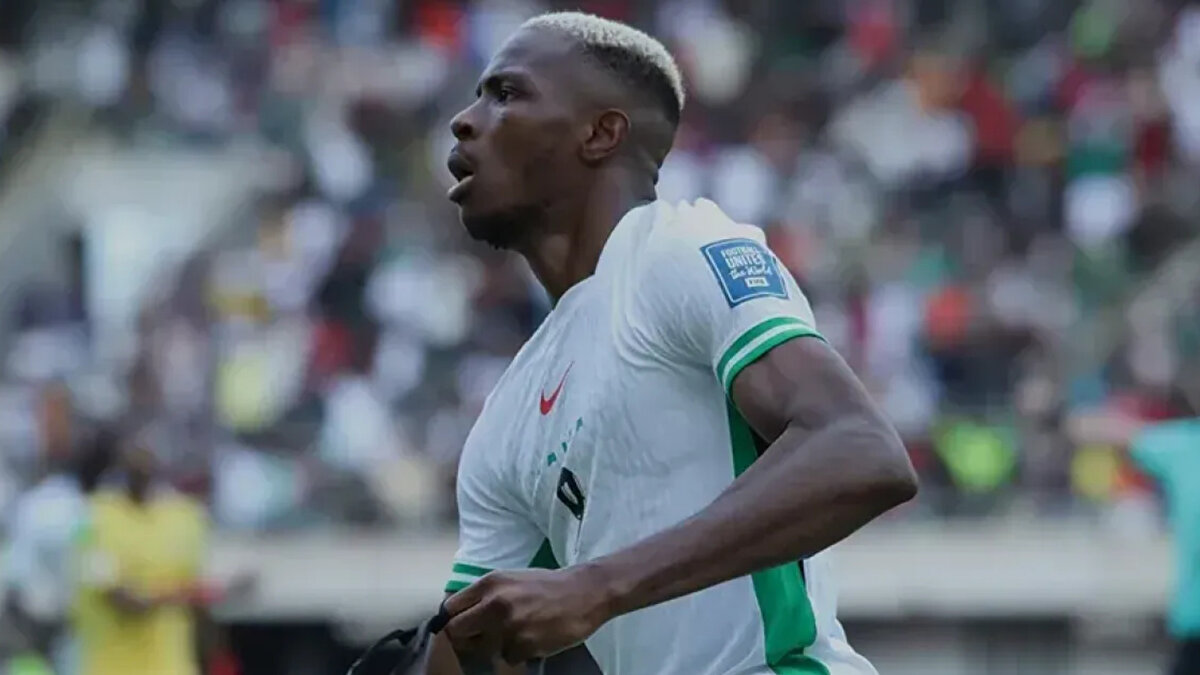  21 Aralık'ta başlayacak olan Afrika Uluslar Kupası nedeniyle bir süre daha Osimhen'den ayrı kalacak. FIFA kurallarına göre oyuncular, turnuvadan bir önceki haftanın pazartesi sabahına kadar milli takıma katılmak zorunda.