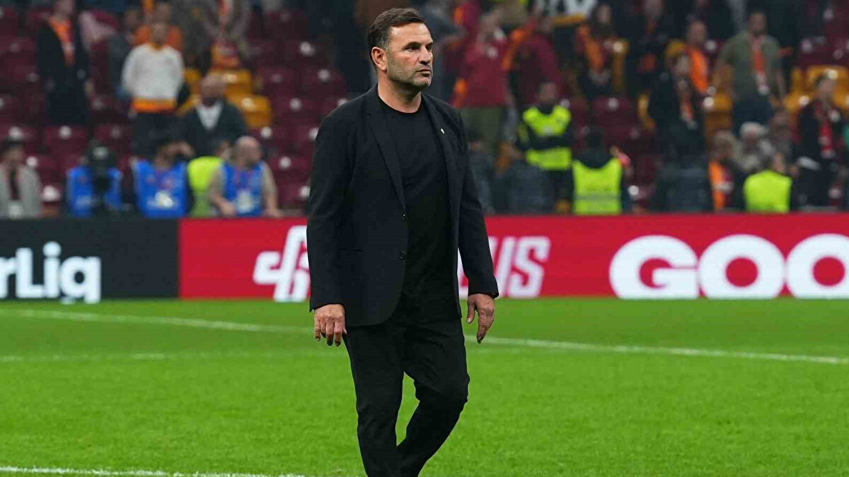 OSIMHEN VE LEMINA DERBİYE YETİŞECEK<br><br>Sakatlıkları bulunan ve Union SG maçını kaçıran Osimhen ve Lemina yoğun tedavi sonrası derbide forma giyecek durumda geldi. <br>Öte yandan ameliyat olan ancak henüz istenilen fizik gücüne kavuşamayan Yunus Akgün’ün kadroda olacağı ancak yedek başlayacağı ifade ediliyor.<br>Jakobs ve Wilfred Singo’nun derbiye forma giymesi beklenmiyor. İki oyuncunun tedavi süreçleri devam ediyor. 