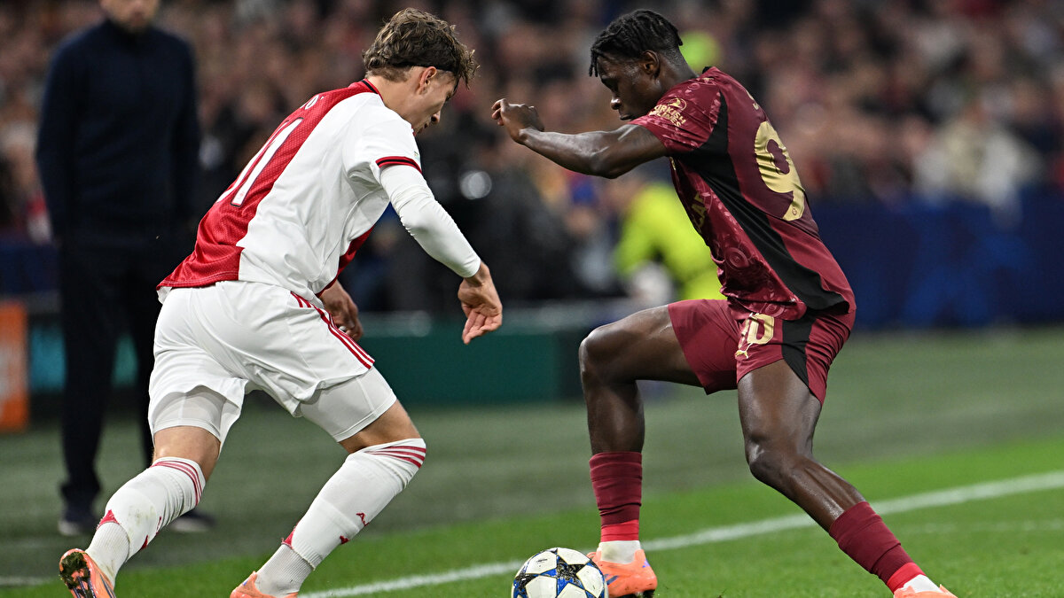 - Wilfried Singo ve Ismail Jakobs, günü tedaviyle geçirdi.