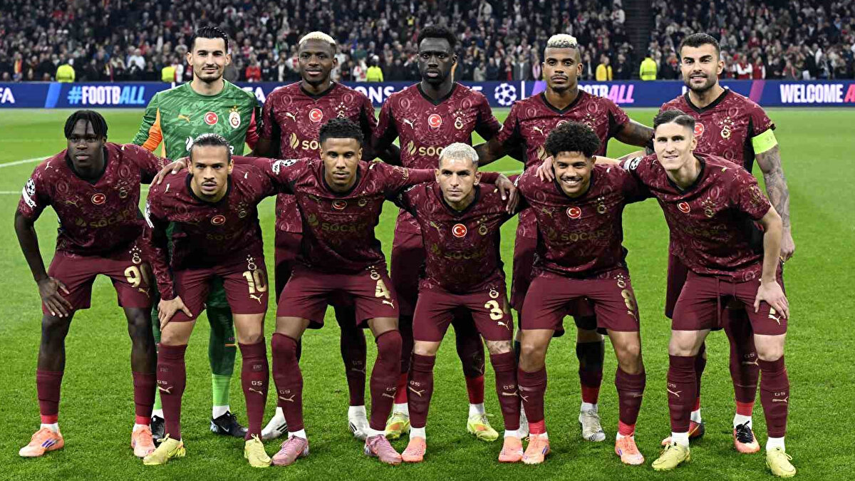 GALATASARAY'IN MUHTEMEL 11’İ<br><br>Derbi öncesi Okan Buruk’un ise muhtemel 11’i de netleşmeye başladı. <br><br>Uğurcan, Barış Alper, Davinson, Abdülkerim, Kazımcan, Torreira, Lemin, İlkay, Sara, Sane, Osimhen.<br><br>