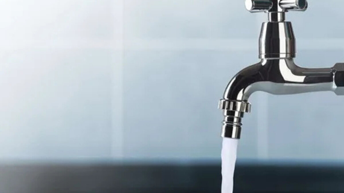 Bahçe sulamada kullanılacak<br><br>Depolanan ve arıtılan yağmur suları, öncelikli olarak binaların bahçe sulama işlemlerinde kullanılacak. Böylece şebeke suyunun tarımsal veya peyzaj amaçlı kullanımı azaltılacak.