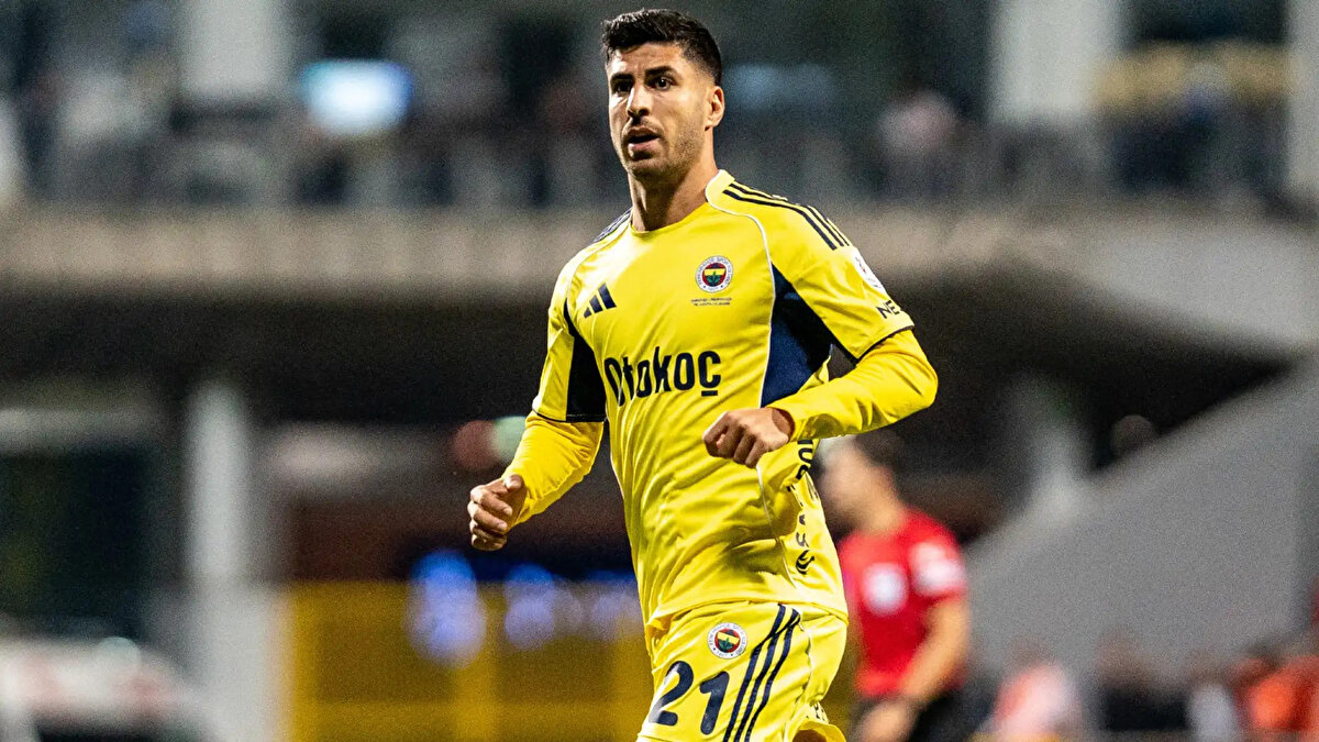Asensio deneyimli bir oyuncu gibi gelebilir, ama o sadece 29 yaşında.<br><br>Doğru. Kendimi harika hissediyorum. Hem geçen sezonun ikinci yarısında hem de bu sezonun başında kendimi harika hissettim, formumu buldum... Artık çok fazla deneyimim olduğunu ve maçları daha iyi yöneterek daha belirleyici olabildiğimi hissediyorum. Önemli anlarda orada olmak için duygularımı daha iyi kontrol ediyorum.