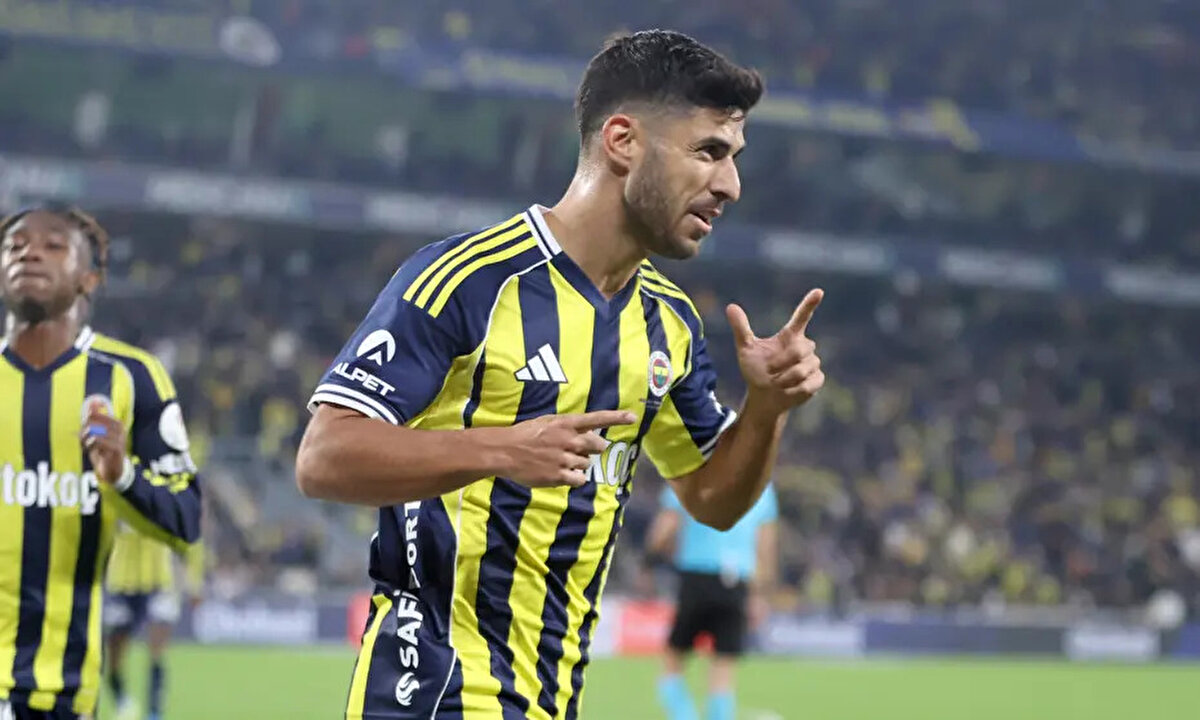 Henüz atamadığın gol?<br><br>- Dünya Kupası'nda bir gol.<br><br>Sonsuza kadar saklayacağın forma?<br><br>- Her takımda ilk kez oynadığım maçta giydiğim forma.<br><br>Maçtan önce yaptığın bir ritüel?<br><br>- Üç yudumda su içmek.<br><br>Mallorca'da en sevdiğin yer?<br><br>- Plaj.<br><br>Serbest vuruş golü mü, oyun içi gol mü?<br><br>- Akan oyunda gol.<br><br>İmkansız asist mi, son dakika golü mü?<br><br>- İmkansız asist.