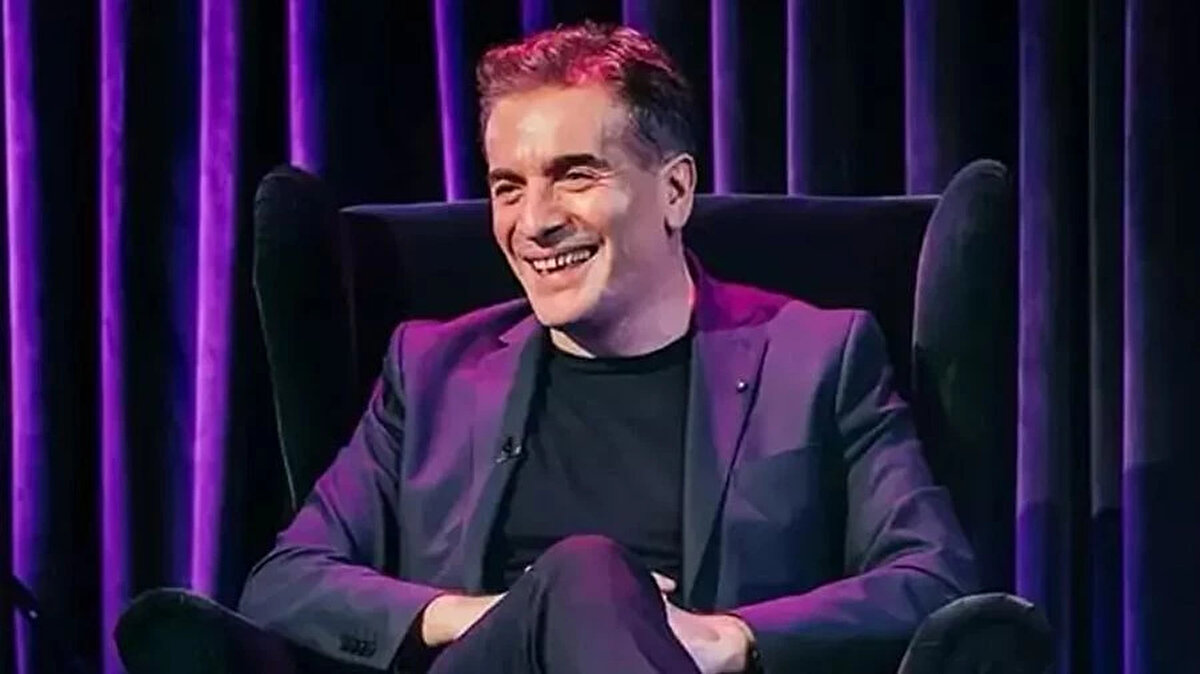 Acil müdahale ile hastaneye ulaştırıldı<br><br>Evinde yaşadığı rahatsızlık sonrası sağlık ekipleri tarafından müdahale edilen Cemcir’in, kısa sürede hastaneye sevk edildiği öğrenildi. İç kanama şüphesi nedeniyle yoğun bakımda tutulan ünlü oyuncunun tedavi süreci sürüyor.