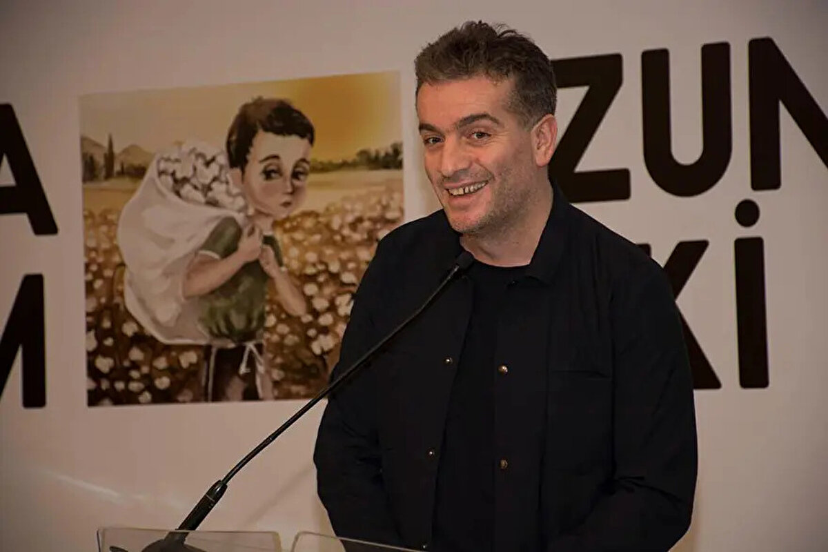 Gürcü kökenli olduğu bilinen Cemcir, Selçuk Aydemir’in yönettiği Üsküdar’a Giderken ve Ramazan Güzeldir dizileriyle dikkat çekti. Ahmet Kural ile birlikte rol aldığı Çalgı Çengi, Düğün Dernek, İşler Güçler ve Kardeş Payı ise oyuncunun kariyerindeki en önemli projeler arasında yer aldı.