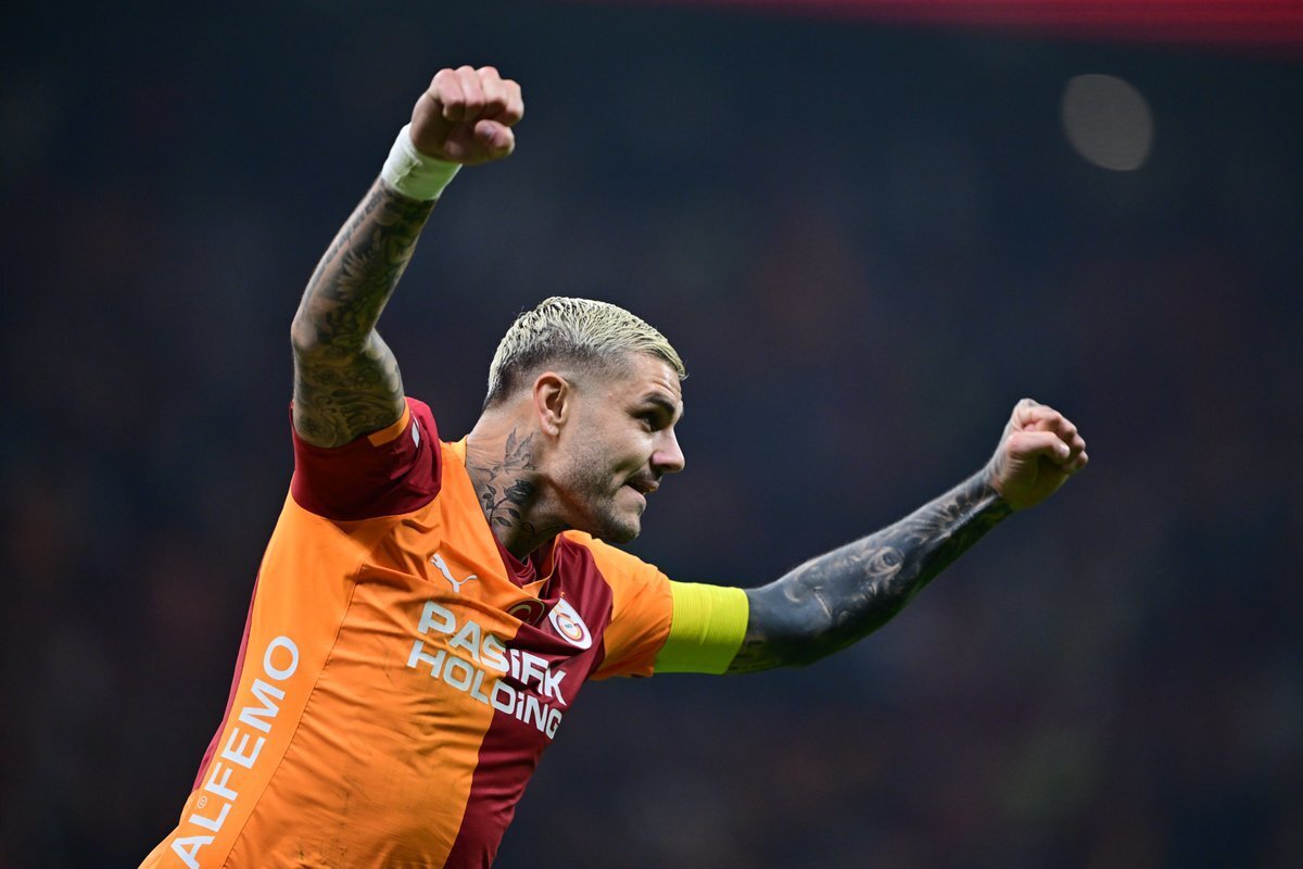 Fenerbahçe - Galatasaray derbisi ne zaman, saat kaçta, nerede?<br><br>1 Aralık Pazartesi günü (Bugün) Chobani Stadyumu’nda oynanacak.<br><br>