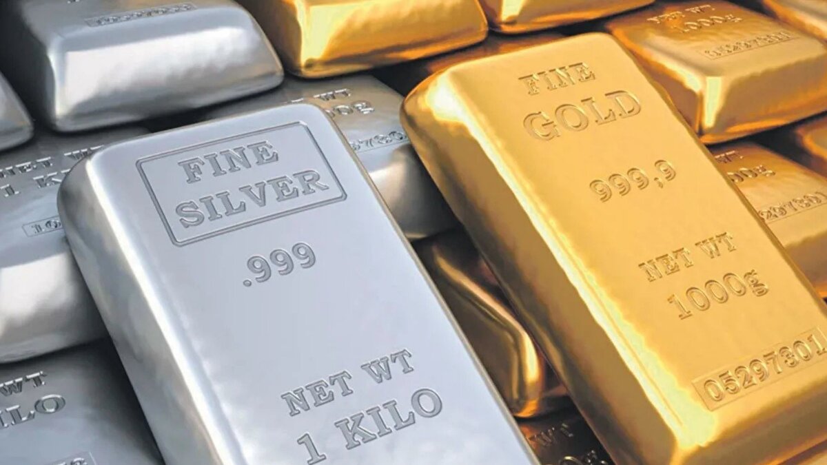 Gümüşte zirve beklentisi <br><br>Altın ve gümüş piyasalarına ilişkin değerlendirmelerde bulunan Eryılmaz, yatırımcıların dikkatini gümüş üzerine çekti. Son dönemde gümüşte %12,5'lik güçlü bir yükseliş yaşandığını, altındaki artışın ise %4 seviyesinde kaldığını belirterek asıl güçlü hareketin gümüşte olduğunu vurguladı. Bu yükselişin arkasındaki temel neden olarak ABD Merkez Bankası'nın (FED) olası faiz indirimi beklentileri gösteriliyor. Gümüşün altın-gümüş rasyosunun 77'nin altına inmesiyle ciddi ivme kazandığını belirten Eryılmaz, rasyonun 72'nin altına gerilemesi durumunda bu etkinin daha da artacağını ifade etti. Gümüşte 57,5 dolar seviyesinin kırılması durumunda fiyatların kısa sürede 62,5 dolara doğru hareketlenebileceği öngörülüyor.